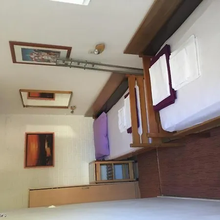 Apartman Darko Krk Town Exterior photo