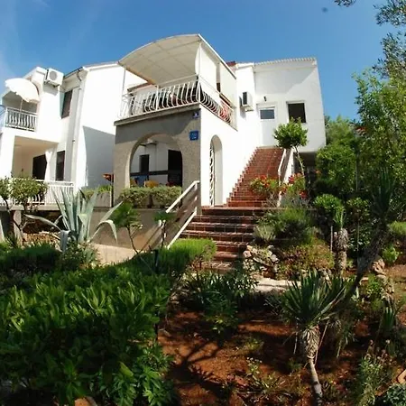 Apartman Darko Krk Town Exterior photo